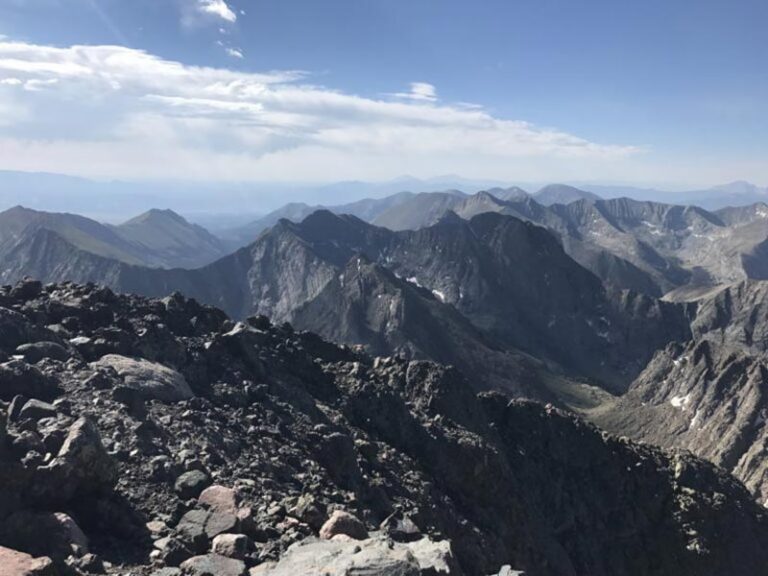 Crestone-Peak-&-Crestone-Needle-IMG_3304-768x576