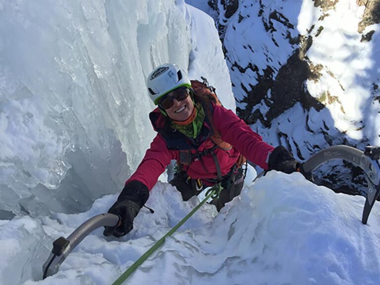 Ice-Climbing-Instruction-600px-IMG_0192