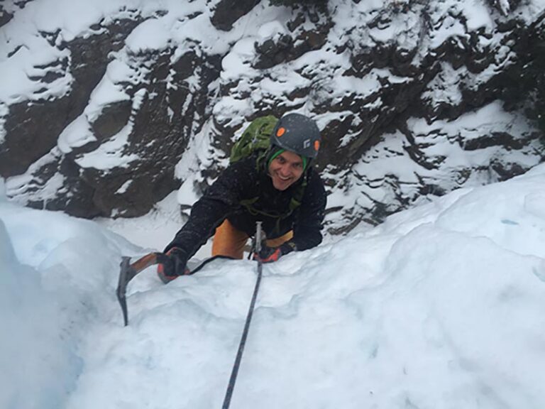 Intro-to-Ice-Climbing,-Colorado-Springs-IMG_0331